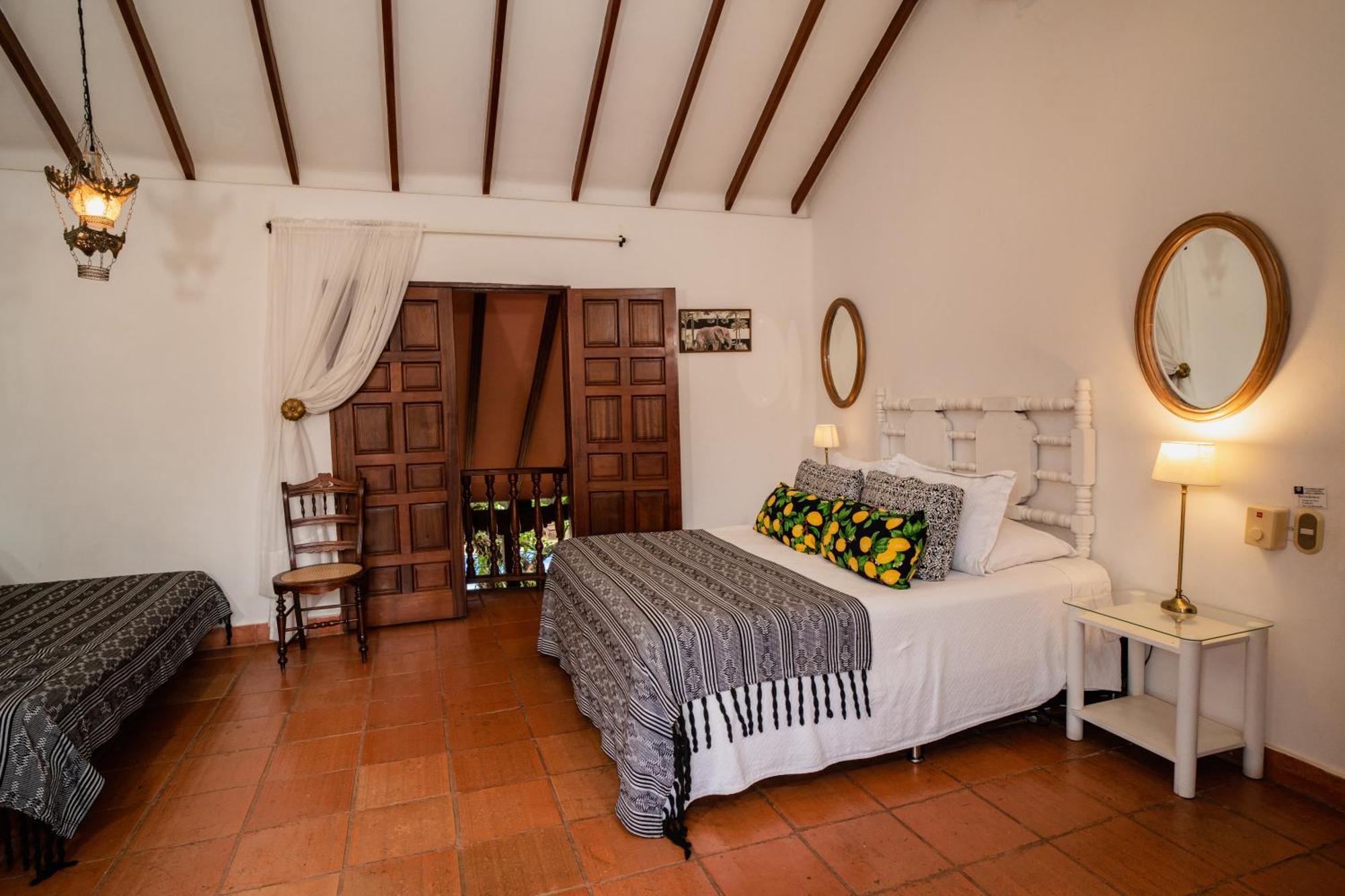 Hotel Boutique Al Alma Santa Fe de Antioquia Eksteriør bilde